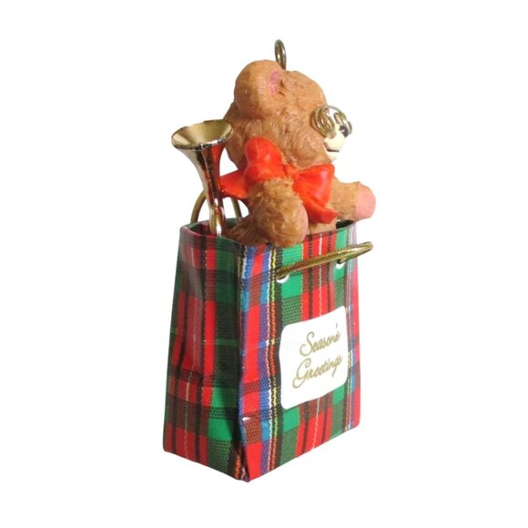 Carlton Cards 1998 Bradley Bear In Tartan Gift Bag Christmas Ornament Decoration - Picture 3 of 7